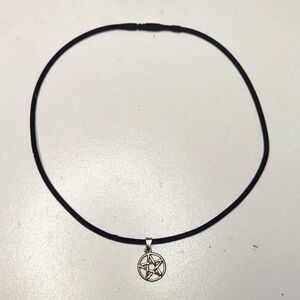 Silver Pentagram Pendant Necklace